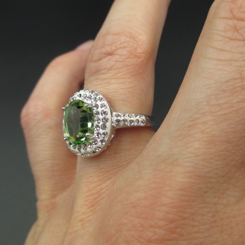 Vintage Size 7 Sterling Green CZ Diamond Ring - Picture 4 of 8